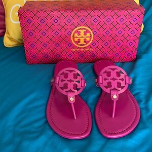 Fuchsia Size 8 Tory Burch sandals
